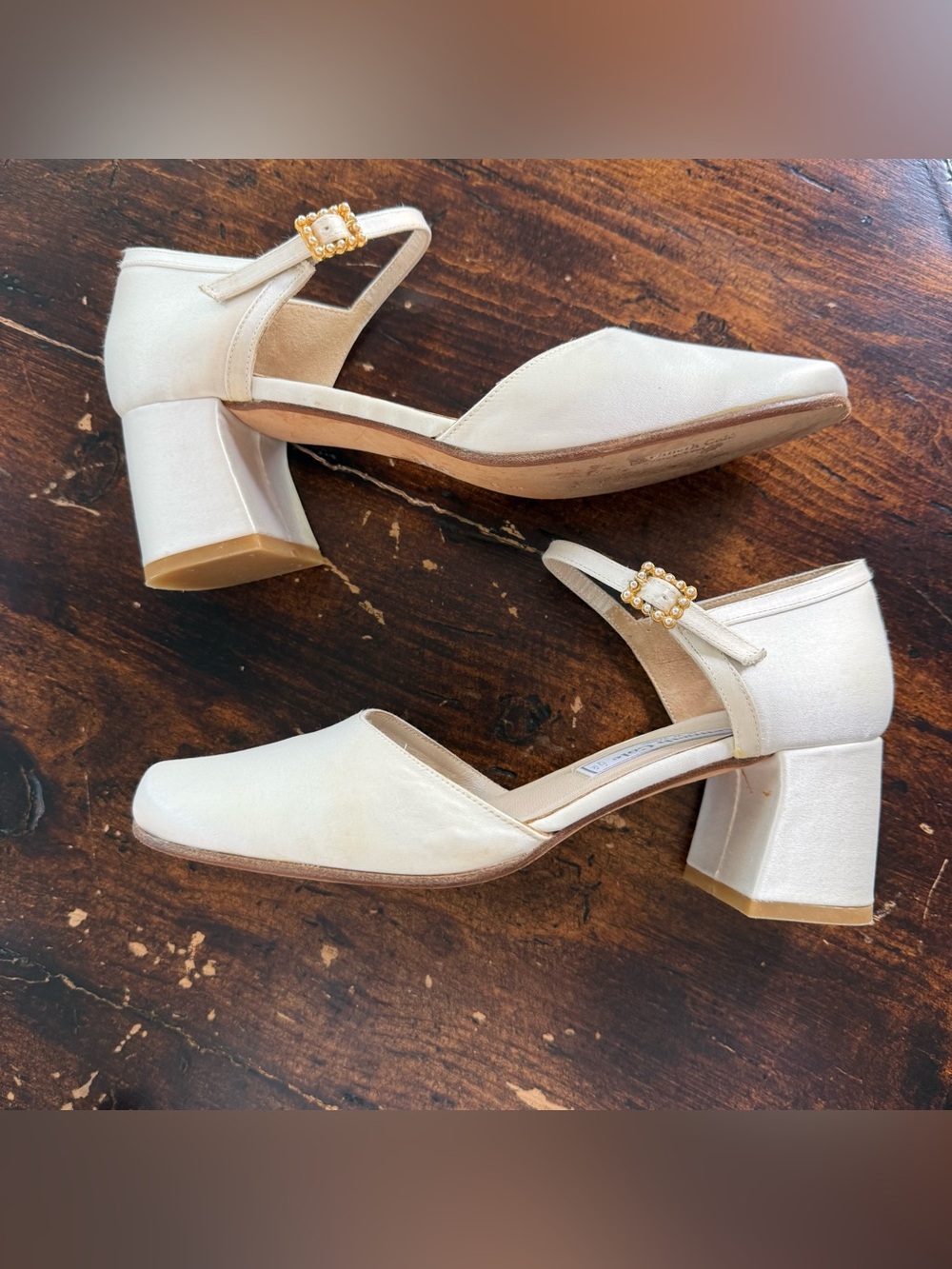 Kenneth Cole Pearl Buckle Ivory Block Heel
